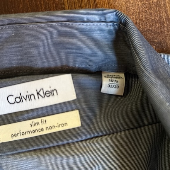 Calvin Klein Non Iron Button Down Dress Slim Fit Dress Shirt Size 16 1/2 32-33 - Picture 3 of 9